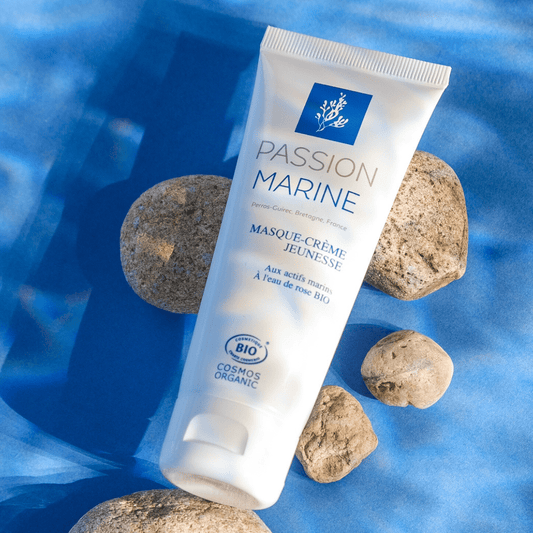 Masque-crème jeunesse à l'eau de rose - 75mL
class=